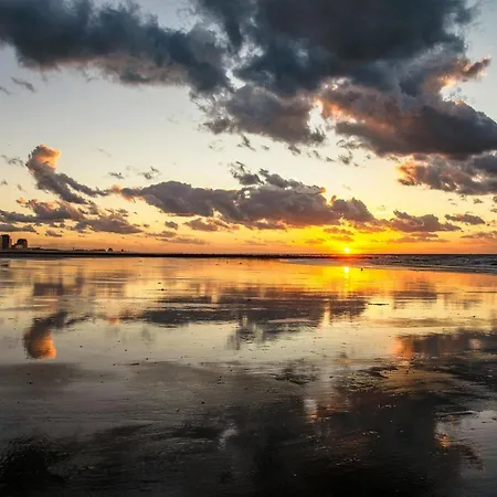 On The 6th Floor With Sea View アパート